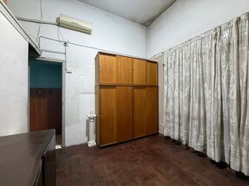 PH 4 AMBIENTES AL FRENTE C/ ENTRADA INDEPENDIENTE Y PATIO – FLORES NORTE
