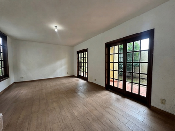 Casa en Venta, Lomas del Olivo, 4 Recámaras