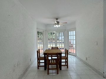 Casa en Venta, Lomas del Olivo, 4 Recámaras