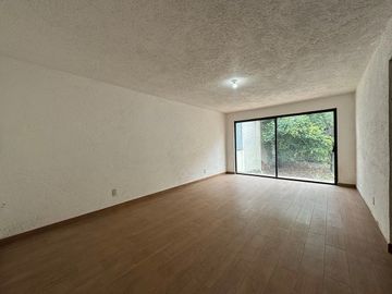 Casa en Venta, Lomas del Olivo, 4 Recámaras