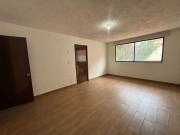 Casa en Venta, Lomas del Olivo, 4 Recámaras