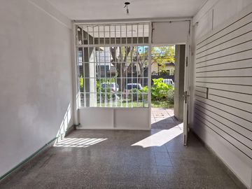 Venta de local en Villa Raffo