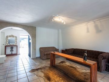 VENTA RESIDENCIA CON 5 TERRAZAS , JARDIN , EN LOMAS DE BELLAVISTA