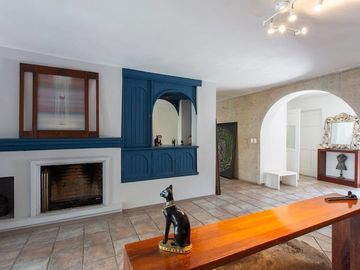 VENTA RESIDENCIA CON 5 TERRAZAS , JARDIN , EN LOMAS DE BELLAVISTA