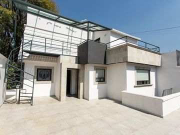 VENTA RESIDENCIA CON 5 TERRAZAS , JARDIN , EN LOMAS DE BELLAVISTA