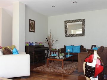CASA EN VENTA EN LOMAS DE ANGELÓPOLIS, CLUSTER 333,