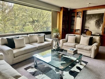 Bosque de las Lomas venta Elegante departamento.