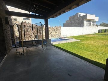 CASA EN VENTA EN ZAKIA! A ESTRENAR