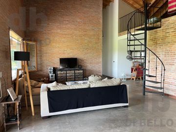 Casa en venta Chacras del Parana
