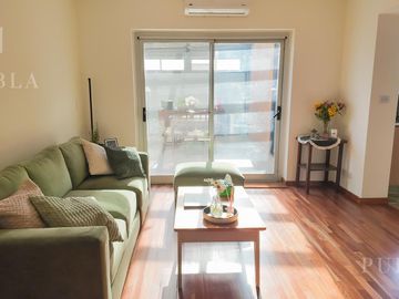 Departamento de 5 ambientes con oficina, balcón, terraza propia con parrilla y vistas panorámicas
