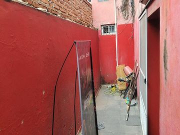 Local/ Salón comercial EN VENTA.