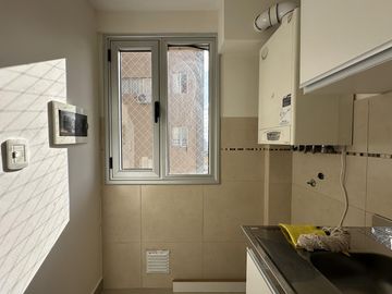Departamento 2 ambientes en alquiler con cochera