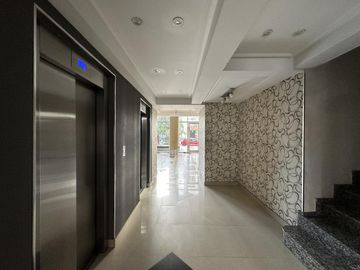 Departamento 2 ambientes en alquiler con cochera