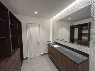 SE RENTA DEPARTAMENTO EN TORRE MITIKAH.