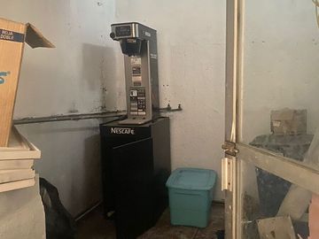 PROPIEDAD CON LOCAL Y DEPARTAMENTO EN VENTA EN LAS AGUILAS