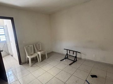 CASA DUPLEX EN VENTA EN SANTA CECILIA