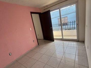 CASA DUPLEX EN VENTA EN SANTA CECILIA