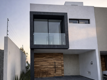 CASA EN VENTA EN ALVA RESIDENCIAL