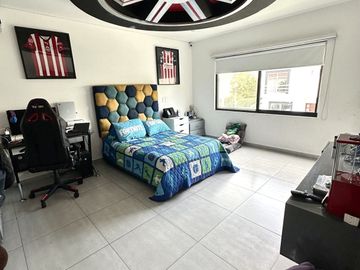 CASA EN VENTA EN JARDÍN REAL