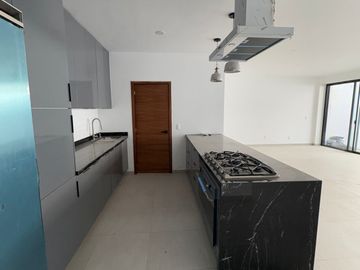 CASA EN VENTA EN COL. SANTA FE