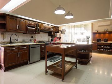 Casa en venta  en Club de Golf Santa Anita, Tlajomulco, con acabados de lujo