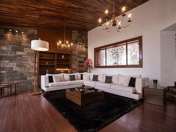 Casa en venta  en Club de Golf Santa Anita, Tlajomulco, con acabados de lujo
