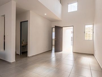 CASA EN VENTA EN LAS PALMAS, MÉRIDA, YUCATÁN.