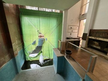 Casa como terreno en Bosques de las Lomas