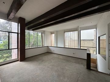 Casa como terreno en Bosques de las Lomas