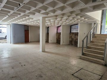 Edificio en renta en la Colonia Moderna, Guadalajara