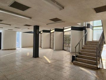 Edificio en renta en la Colonia Moderna, Guadalajara