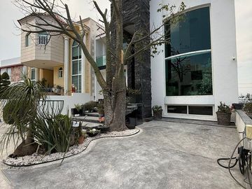 CASA EN CUMBRES DEL CIMATARIO, QUERETARO