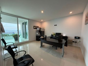 CASA EN CUMBRES DEL CIMATARIO, QUERETARO