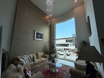 CASA EN CUMBRES DEL CIMATARIO, QUERETARO