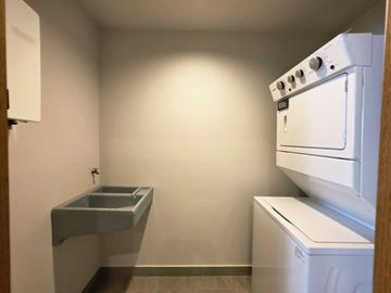 DEPARTAMENTO EN PREVENTA, EN LOMAS DEL CAMPANARIO, QUERETARO