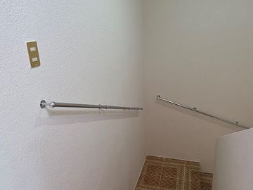 CASA EN RENTA, LAS BRUJAS, QUÉRETARO.