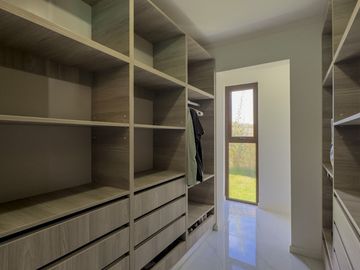 ARRIENDO CASA EN COLINA A ESTRENAR
