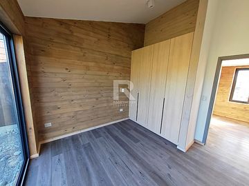 CASA 4 DORM. EN CONDOMINIO EL ALBA A SÓLO 2M DEL CENTRO