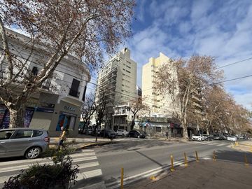 Local en Saavedra