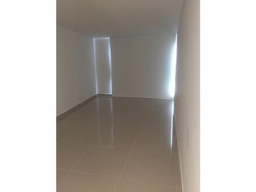 SE ARRIENDA APARTAMENTO EN PRIMERA LINEA DE PLAYA, RODADERO SUR