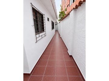 SE VENDE CASA INDEPENDIENTE EN LOS ALPES