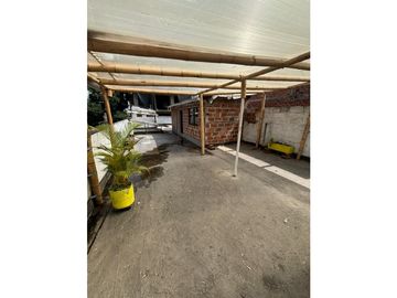 Casa para la venta en Manila El Poblado
