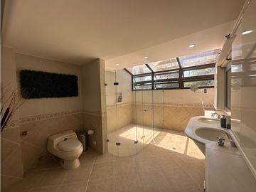 Casa en Venta – El Poblado sector el Campestre