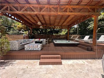 Casa en Venta – El Poblado sector el Campestre