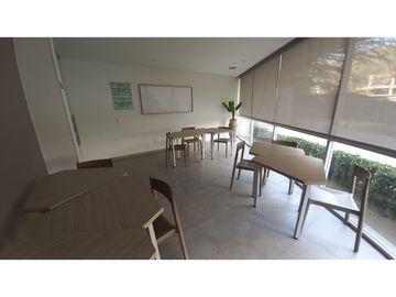 SE VENDE APARTAMENTO CON PERMISO DE USO TURSTICO, PLAYA SALGUERO