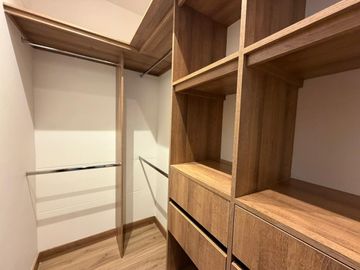 Casa En Venta, Sector San lucas - Envigado
