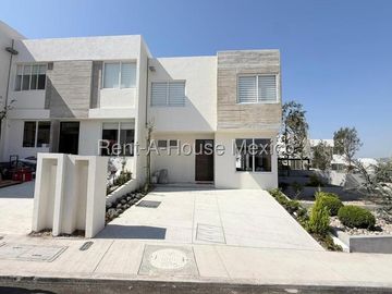 Casa en Venta en Zibatá Frente a Uno de los Grandes Parques RAH1013