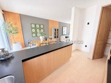 Casa en Venta en Zibatá Frente a Uno de los Grandes Parques RAH1013