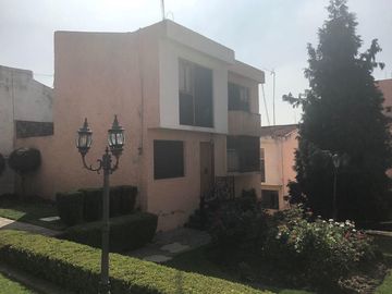 Venta Casa en condominio Lomas Verdes Naucalpan, Edo de México