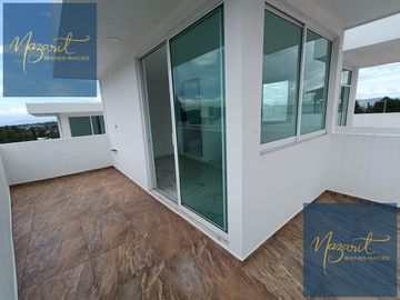 Casa en venta con 3 recamaras, 3 baños completos y roof garden en Acuitlapilco, Tlaxcala.